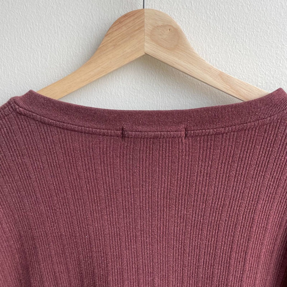 Y2k Basic Equipment Brown Ribbed Knit Henley Shor… - image 7